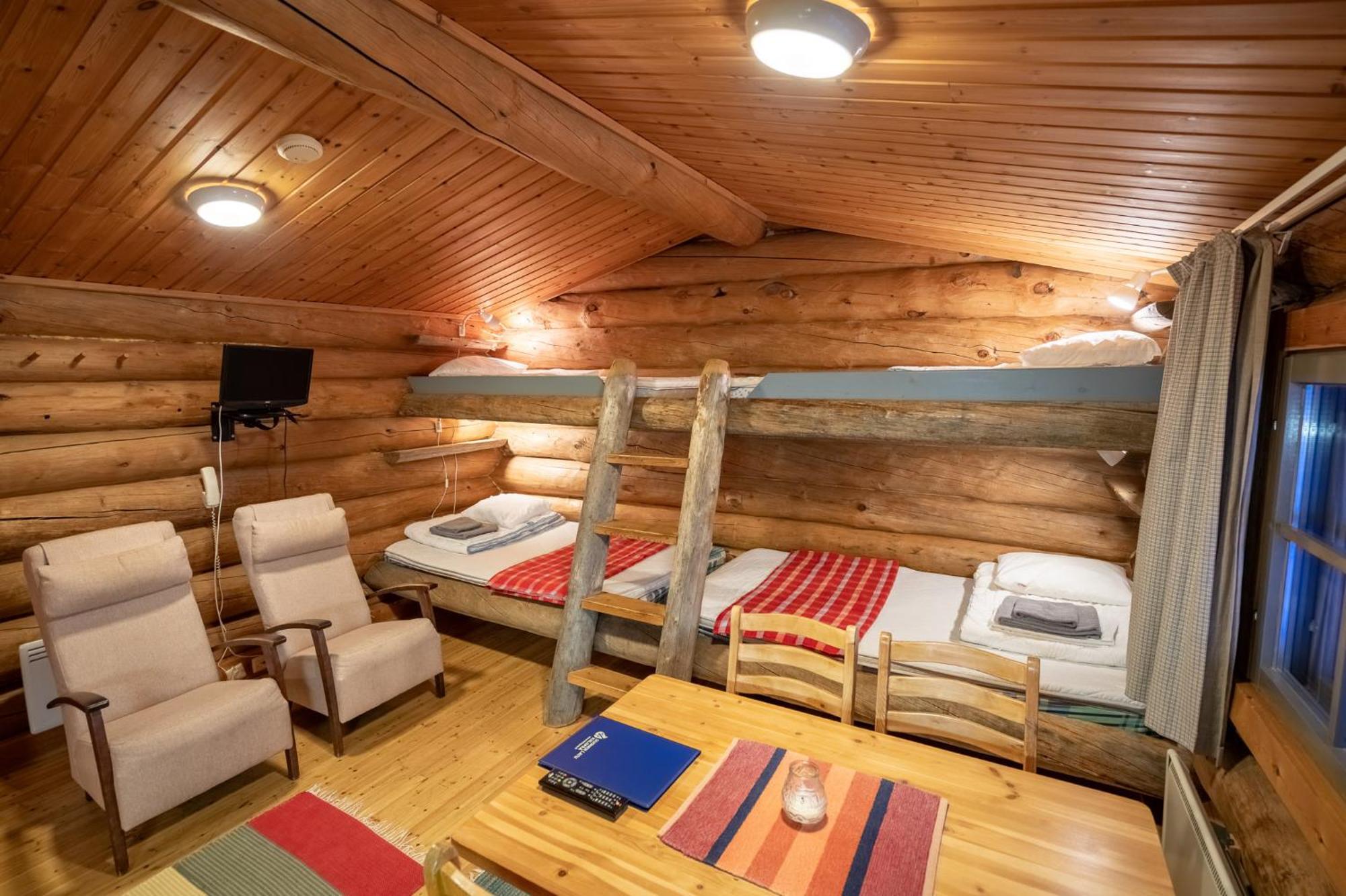 Fell Centre Kiilopaeae, Hotelli Niilanpaeae Сариселка Екстериор снимка