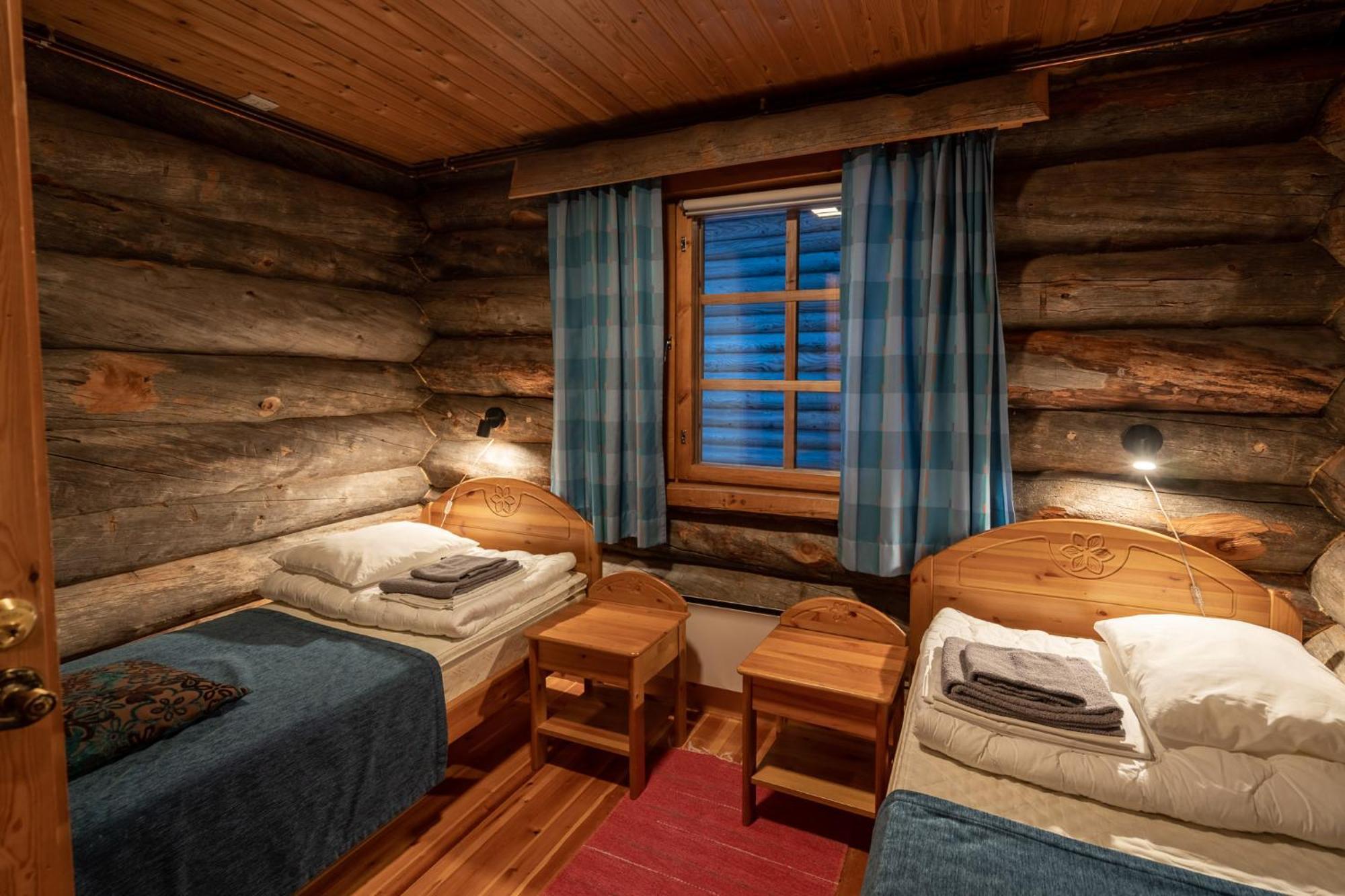 Fell Centre Kiilopaeae, Hotelli Niilanpaeae Сариселка Екстериор снимка