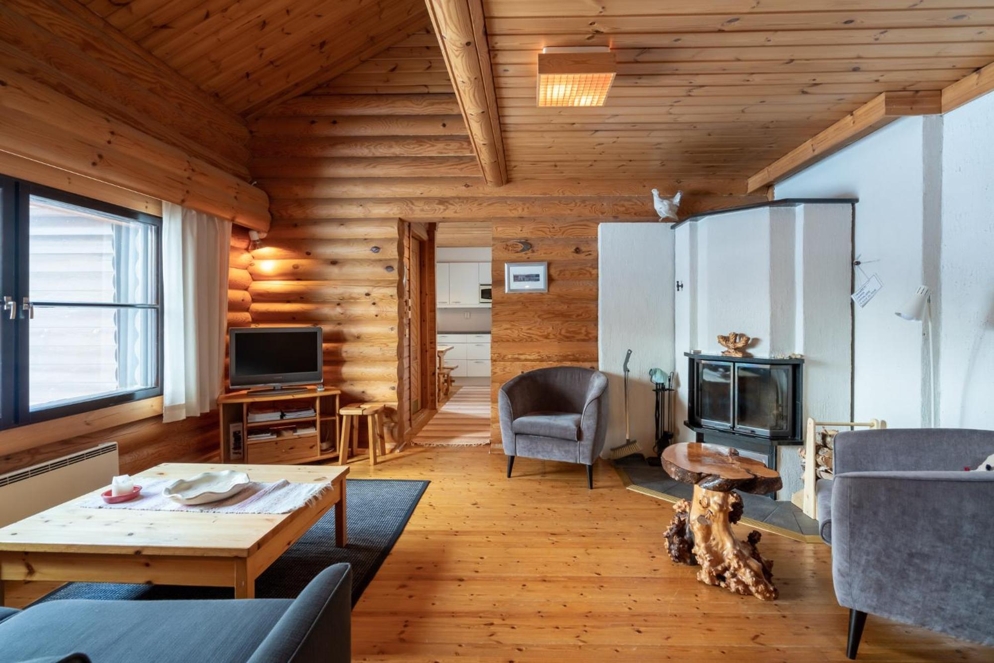 Fell Centre Kiilopaeae, Hotelli Niilanpaeae Сариселка Екстериор снимка